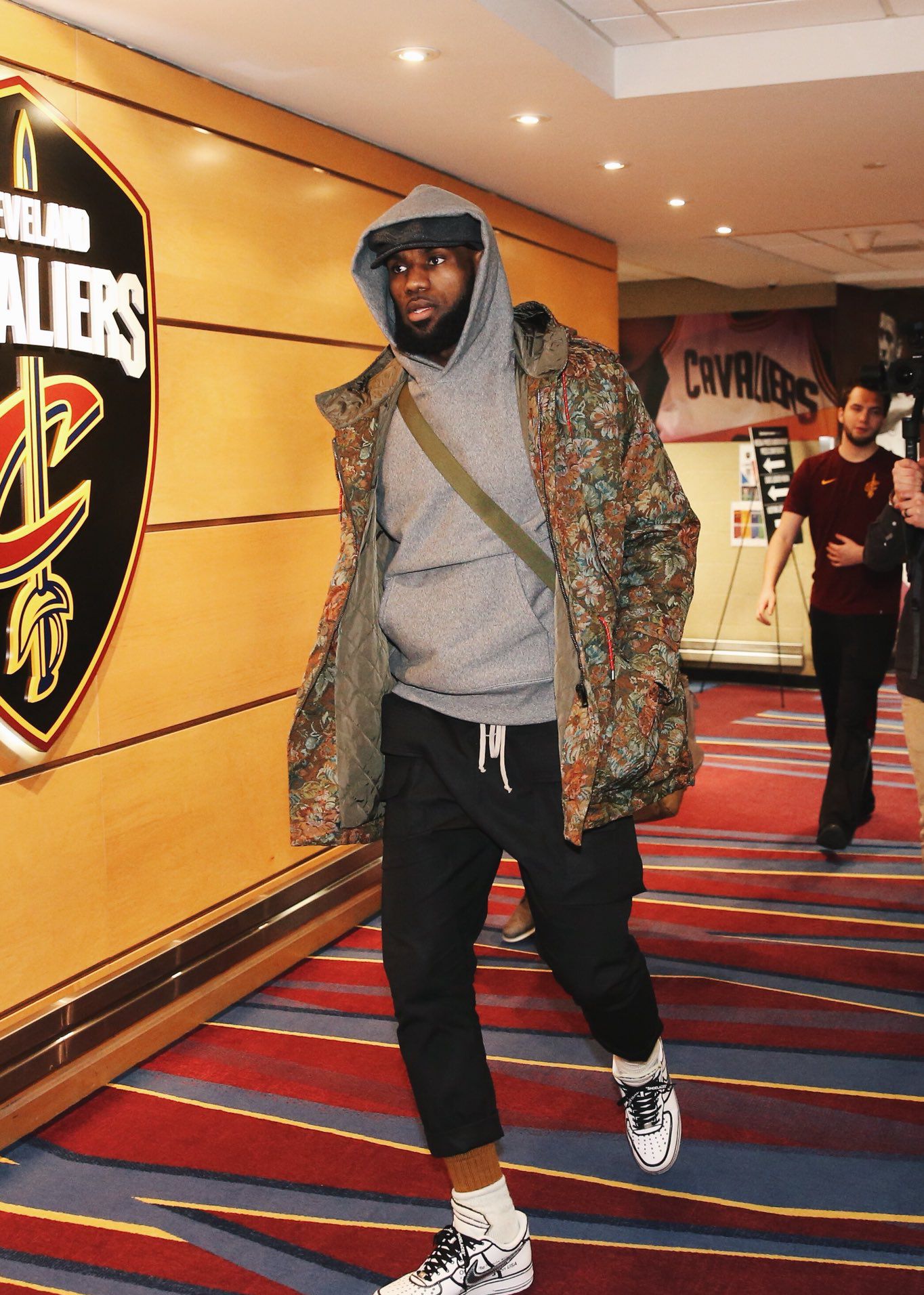 斯卢茨基：中超收官战的重要性不言而喻，我们将竭尽全力（斯卢茨基：中超收官战意义重大，全队将全力以赴）