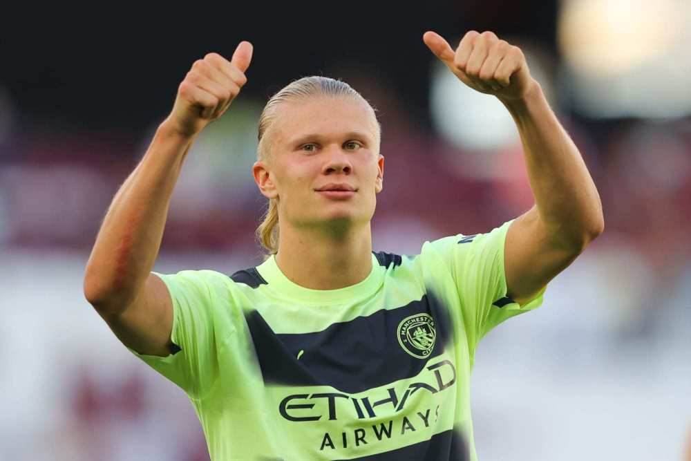 埃及媒体：有沙特俱乐部将会为萨拉赫开出超过C罗薪水的待遇（埃媒：沙特俱乐部拟向萨拉赫开出高于C罗的薪资待遇）