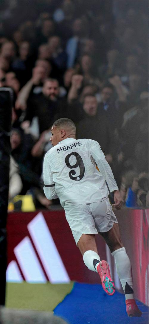 如何提升传中成功率？（提升传中成功率的关键方法）