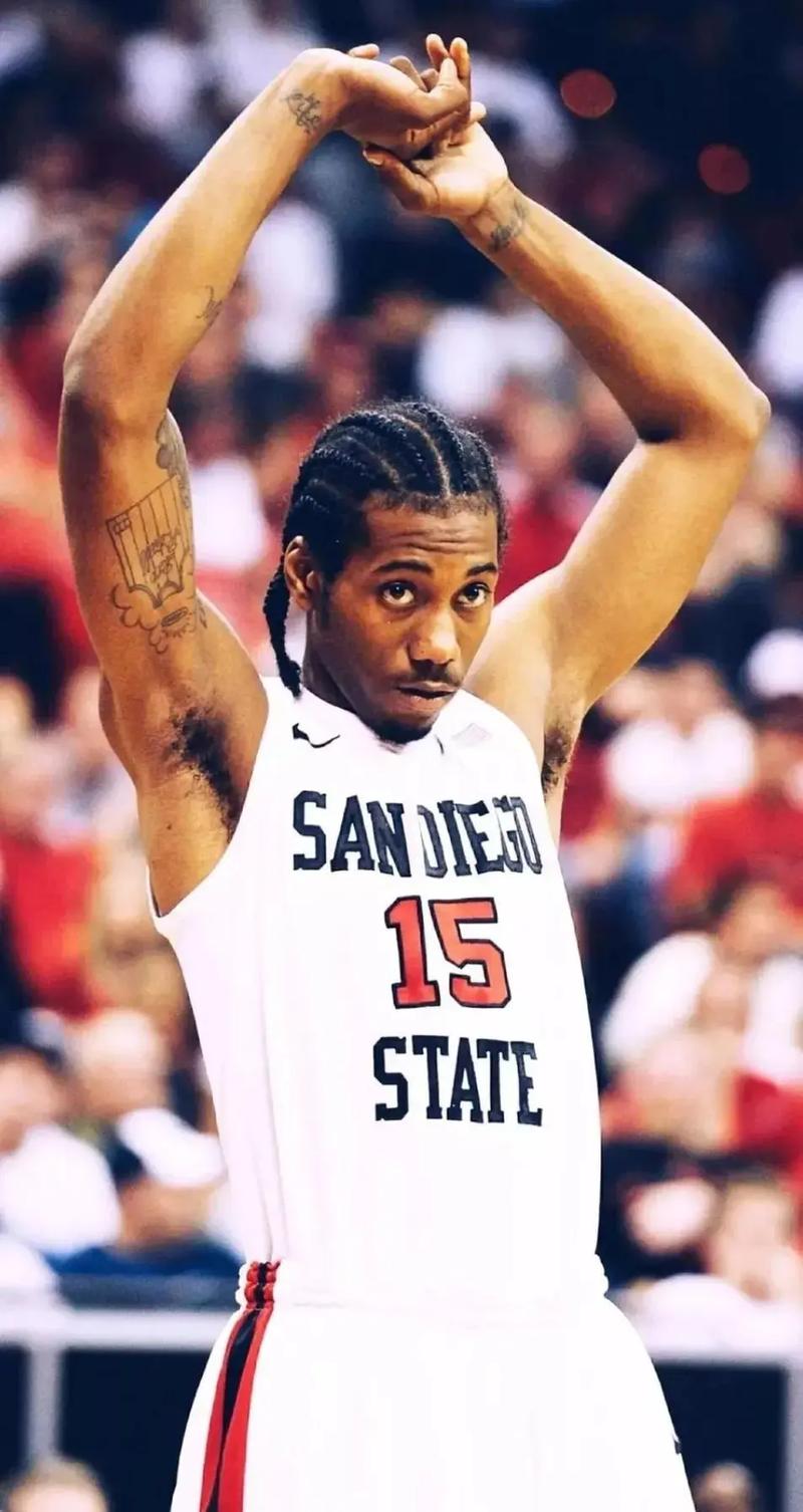 科尔：大个阵容从长远看有好处，但进攻确实远不如去年小阵容（科尔：长远看大个阵更有利，进攻表现明显不如去年的小阵容）