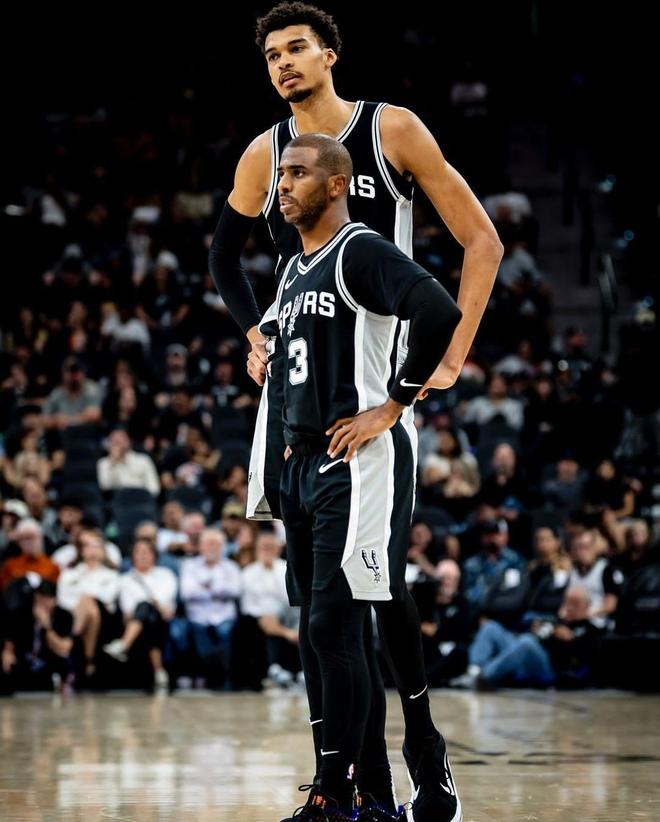 姆巴佩迎来27岁生日，明天凌晨在今年最后一战冲击C罗纪录（27岁生日之际，姆巴佩将在明晨年度收官战冲击C罗纪录）