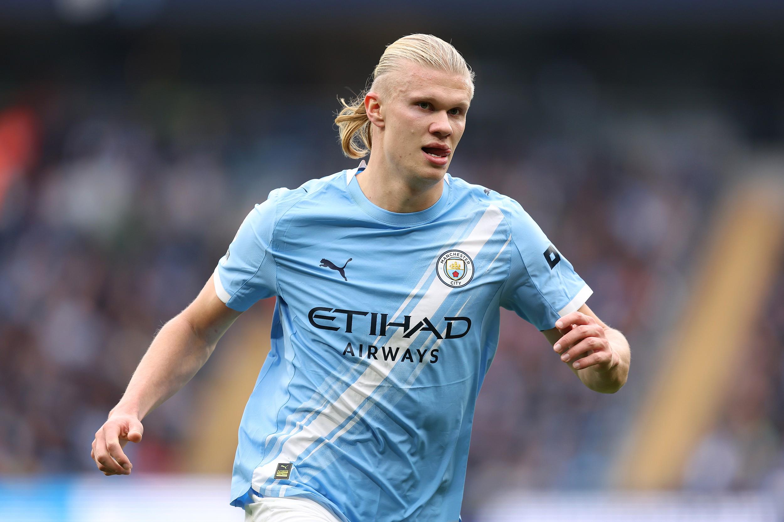 铜梁龙&广州豹角逐最后一个冲超名额，你认为谁将获得入场劵？（冲超末班车之战：铜梁龙与广州豹谁能抢到最后一张门票？）