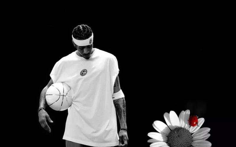 罗马诺：尽管与皇马有传闻，但齐达内未来的重心仍是法国国家队（罗马诺：尽管与皇马传出绯闻，齐达内的未来依旧聚焦法国国家队）